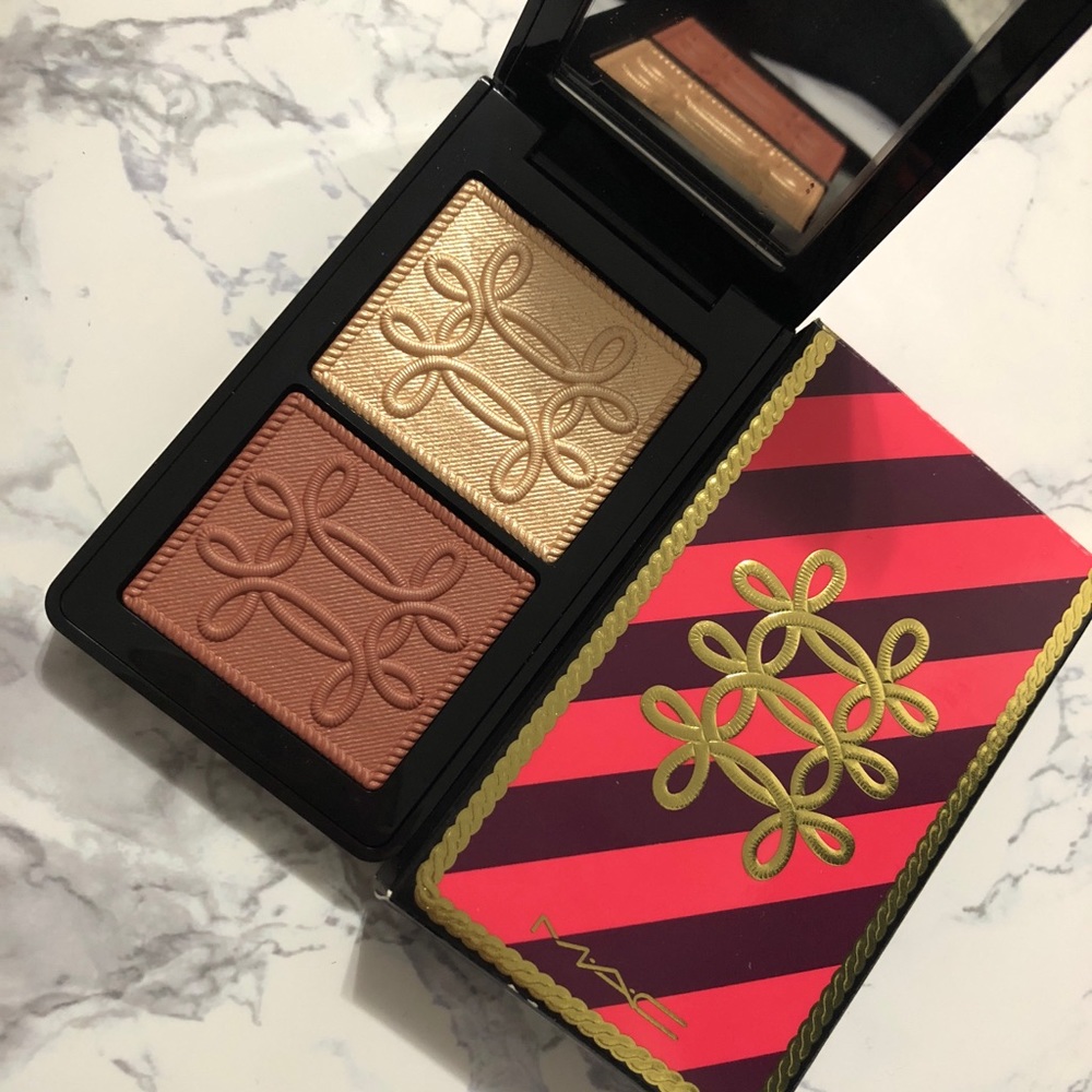 LIMITED EDITION BNIB* MAC nutcracker Highlight